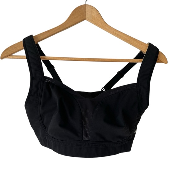 Lululemon TaTa Tamer Bra - Picture 6 of 16
